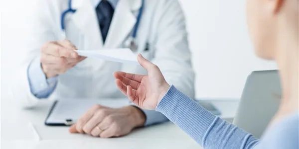 为什么一些外阴白斑患者治疗时间会那么长呢? 为什么一些外阴白斑患者治疗时间会那么长呢?
